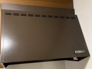 徳島キッチン取付け隊　プロペラからシロッコファンへの取替　施工前