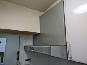 佐賀キッチン取付け隊　マンションのレンジフードリフォーム　施工前
