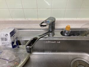 佐賀キッチン取付け隊　ワンホールシングル水栓の取替　施工前