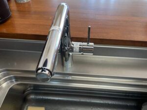 岩手キッチン取付け隊 ワンホールシングル水栓の取替 施工後