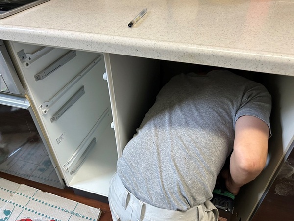 岩手で活躍するキッチン取付け隊