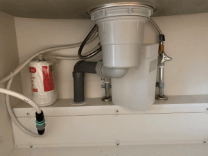 秋田キッチン取付け隊 排水トラップの交換 施工前