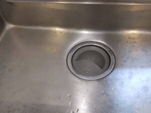 長崎キッチン取付け隊 排水トラップの交換 施工前
