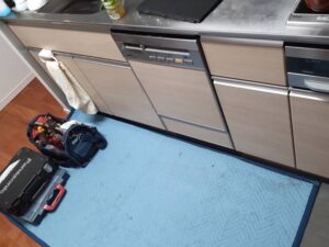 山形キッチン取付け隊　機器を外して収納スペース化　施工前