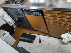 岩手キッチン取付け隊 機器を外して収納スペース化 施工前