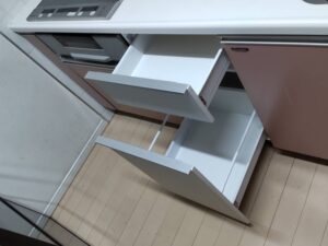 徳島キッチン取付け隊　機器を外して収納スペース化　施工後