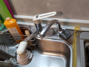 青森キッチン取付け隊 浄水器の取り外し 施工前