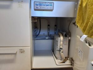 佐賀キッチン取付け隊　浄水器の取替　施工前