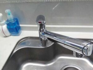青森キッチン取付け隊 浄水器一体水栓の取替 施工後