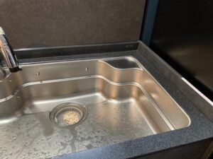 大分キッチン取付け隊　浄水栓を後付け　施工前 