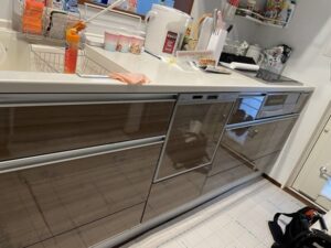 佐賀キッチン取付け隊　浅型を深型食洗機に取替　施工前