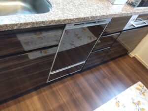 秋田キッチン取付け隊 浅型を深型食洗機に取替 施工後