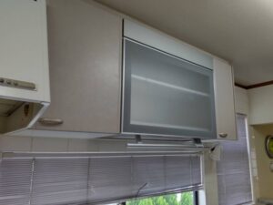 鳥取キッチン取付け隊 電動昇降乾燥機の工事 施工前