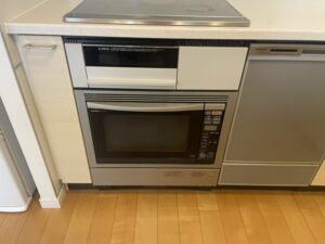 岩手キッチン取付け隊 電気オーブンの取外し 施工前
