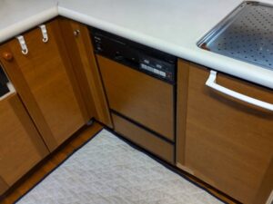 高知キッチン取付け隊　食洗機の取外して収納　施工前