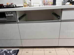 食洗機の無理やりリフォーム　施工前