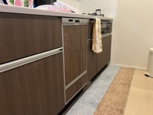 青森キッチン取付け隊 食洗機前パネルでを楽しむ 施工前