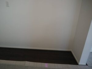 群馬キッチン取付け隊　カップボードの取付け　施工前