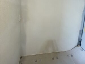 香川キッチン取付け隊　カップボードの取付け　施工前