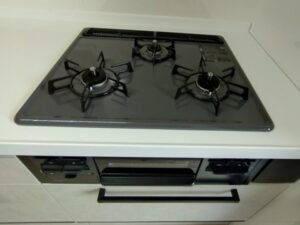 岡山キッチン取付け隊 ガスコンロをIHヒーターに交換 施工前