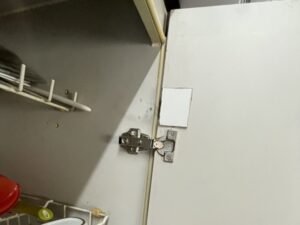 栃木キッチン取付け隊　キッチン扉蝶番メンテナンス　施工後