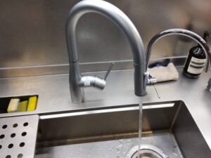 キッチン水栓取替　施工後