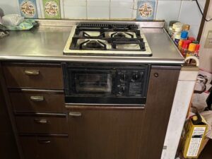 岡山キッチン取付け隊 コンパクト2口コンロの交換 施工前