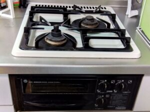 香川キッチン取付け隊　コンパクト2口コンロの交換　施工前