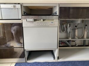 岐阜キッチン取付け隊　シンク下食洗機リフォーム　施工前