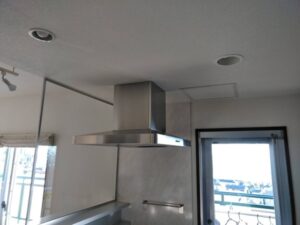 山梨キッチン取付け隊 センターレンジフードの取替 施工後