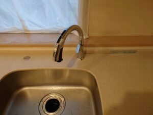 山梨キッチン取付け隊 タッチレス水栓の取替 施工後