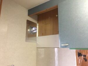 群馬キッチン取付け隊　プロペラからシロッコファンへの取替　施工前