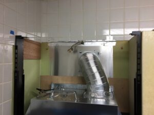 岡山キッチン取付け隊 プロペラからシロッコファンへの取替 施工後