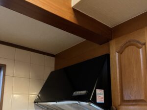 山梨キッチン取付け隊 マンションのレンジフードリフォーム術 施工前