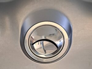 栃木キッチン取付け隊　排水トラップの交換　施工後