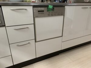 機器を外して収納スペース化 施工前