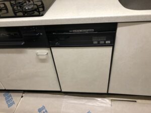 広島キッチン取付け隊　機器を外して収納スペース化　施工前