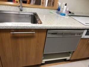 山梨キッチン取付け隊 浅型を深型食洗機に取替 施工前