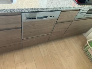 群馬キッチン取付け隊　浅型を深型食洗機に取替　施工前