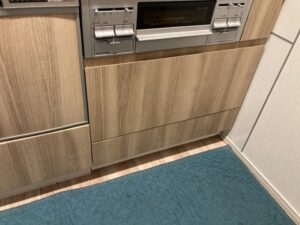 大阪のキッチン取付け隊 電気オーブンを後付 施工前