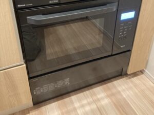 大阪のキッチン取付け隊 電気オーブンを後付 施工後