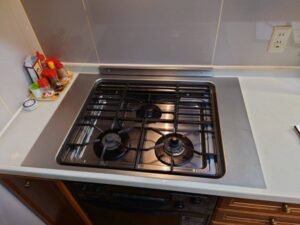 鹿児島キッチン取付け隊 TOTO特殊コンロの工事 施工前