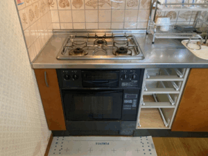 大分キッチン取付け隊 ガスオーブンの工事 施工前