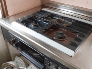 鹿児島キッチン取付け隊 サンウェーブ特殊コンロの工事 施工前