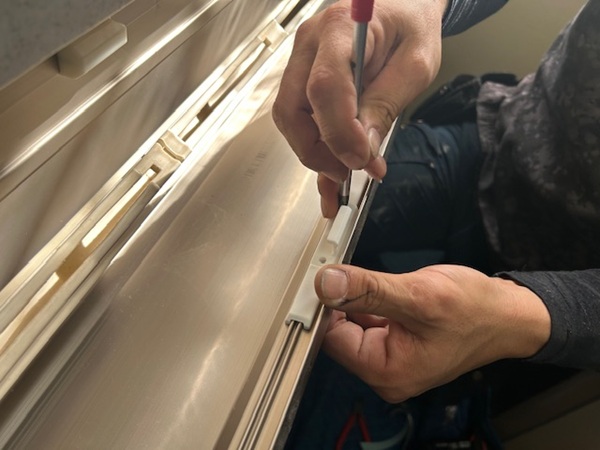 ミカド包丁フラップ収納が締まらない　プラスドライバー1本で簡単に交換