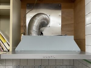 鹿児島キッチン取付け隊 プロペラからシロッコファンへの取替 施工後