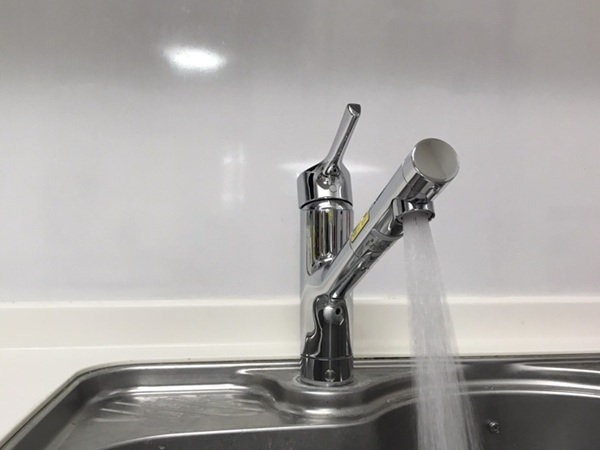 とにかくシンプル！TOTOキッチン水栓を選ぶ　TOTO水栓への取替え交換工事