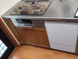 ガスコンロ下にオーブン後付新設工事 施工前