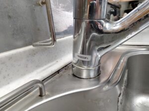 キッチン水栓品番位置