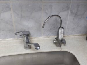 とにかくシンプル！TOTOキッチン水栓を選ぶ　クリンスイアンダーシンク整水器も取替　施工前